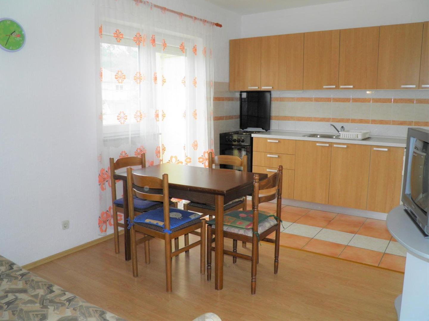 Apartments Miljenka Башка Экстерьер фото